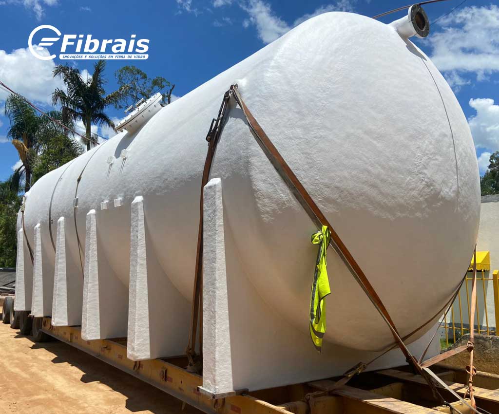 tanque-horizontal-em-fibra-de-vidro-fibrais-02.jpg