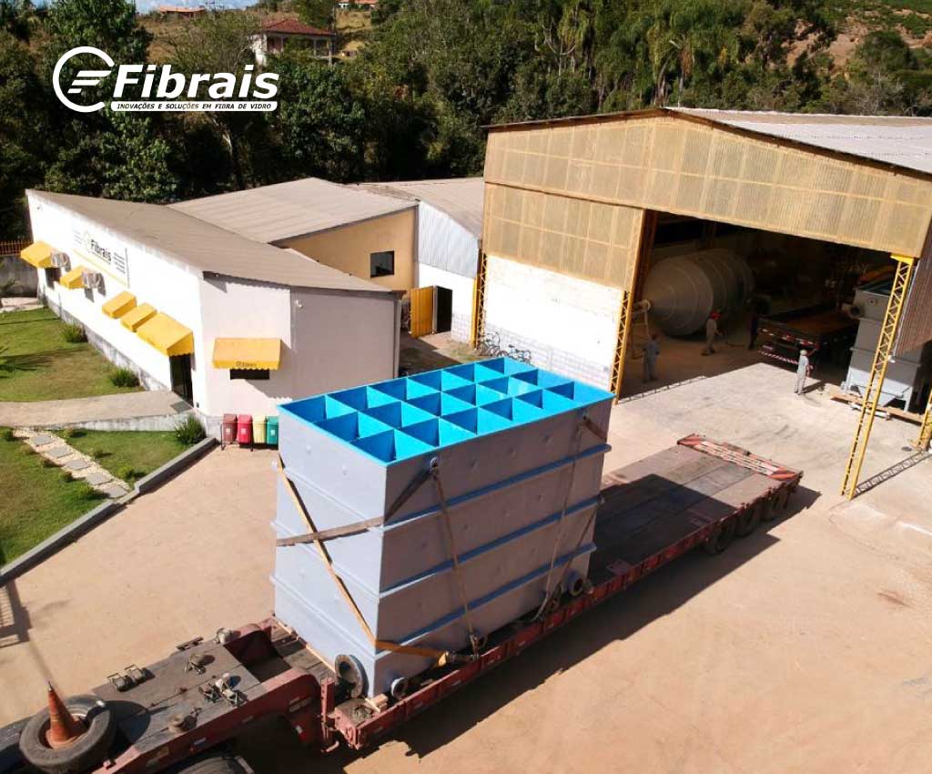 tanques-prismaticos-em-fibra-de-vidro-fibrais-02.jpg